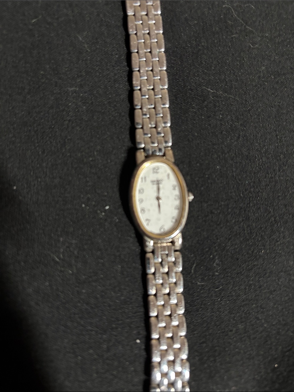 Vintage Seiko Silver Oval Bracelet Watch - No further reductions - Picture 6 of 7
